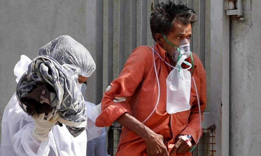 Ινδία: 3.128 ασθενείς υπέκυψαν το τελευταίο 24ωρο